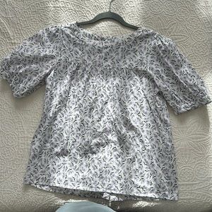 Shortsleeve Blouse